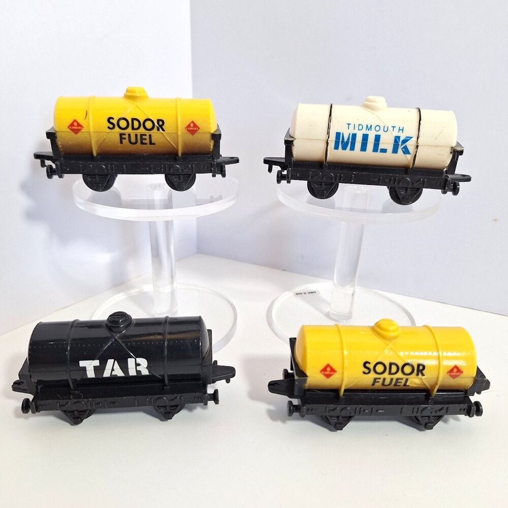 Thomas ERTL Sodor Fuel Milk Tar Tanker Train Lot Vintage 1993 Friends - Picture 1 of 14